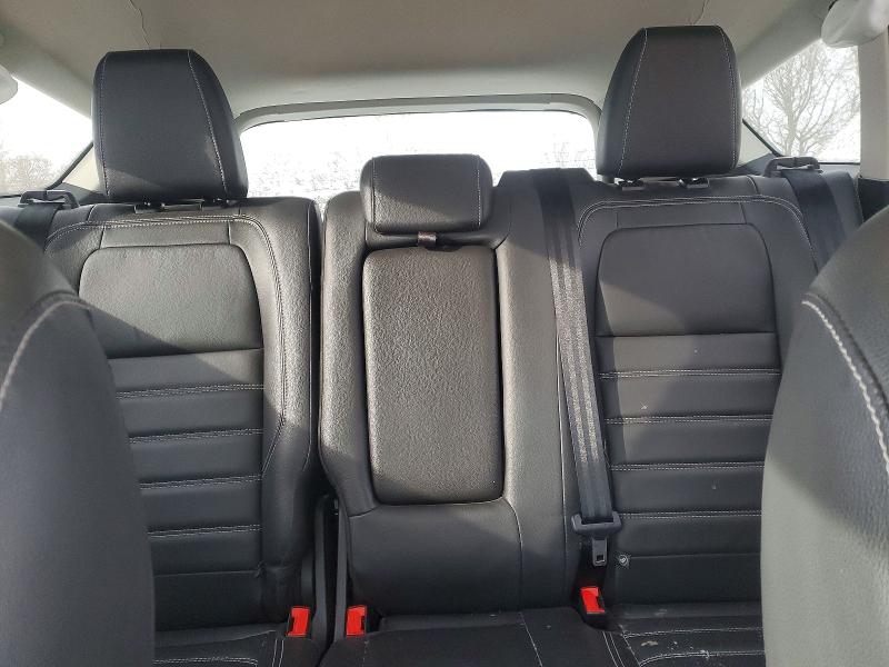 Photo 10 from auction – 2018 FORD ESCAPE SEL with VIN 1FMCU9HD1JUB10476