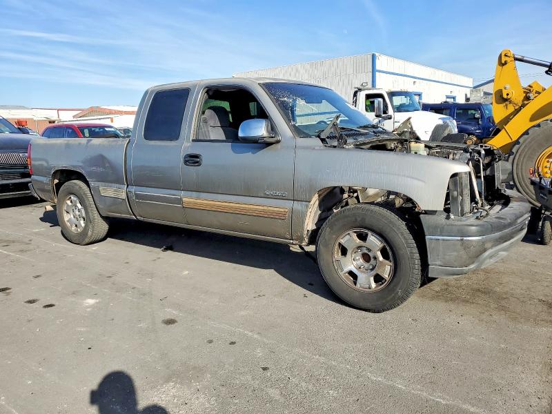 Photo 4 from auction – 2002 CHEVROLET SILVERADO with VIN 1GCEC19VX2Z324671