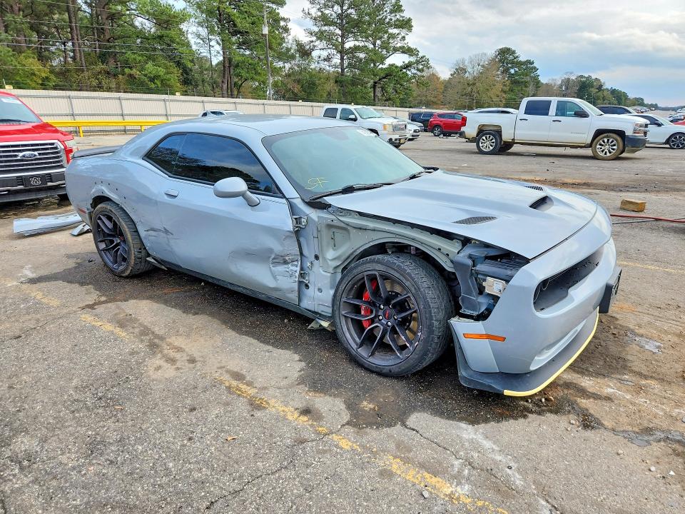 Photo 4 from auction – 2021 DODGE CHALLENGER with VIN 2C3CDZFJ3MH683792