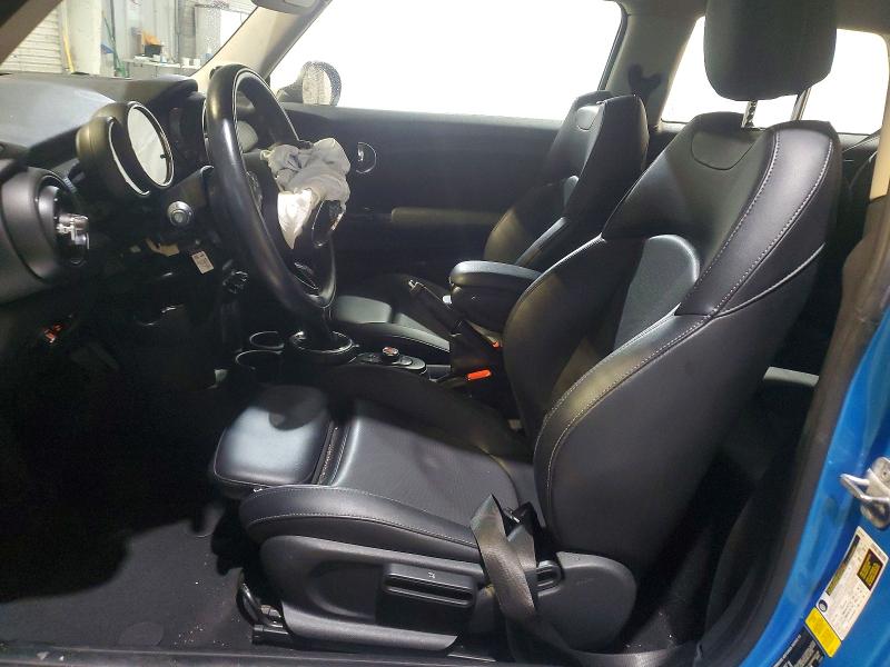 Photo 7 from auction – 2017 MINI COOPER with VIN WMWXP5C55H3C63576
