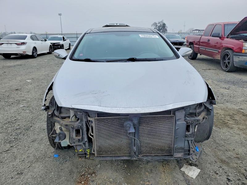 Photo 5 from auction – 2012 HYUNDAI SONATA with VIN 5NPEC4AC4CH438430