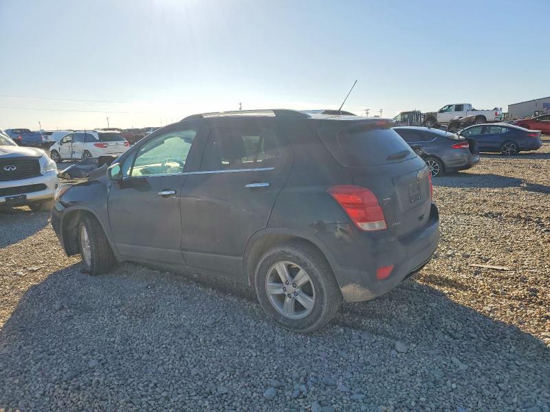 Photo 2 from auction – 2018 CHEVROLET TRAX with VIN 3GNCJLSB0JL247752