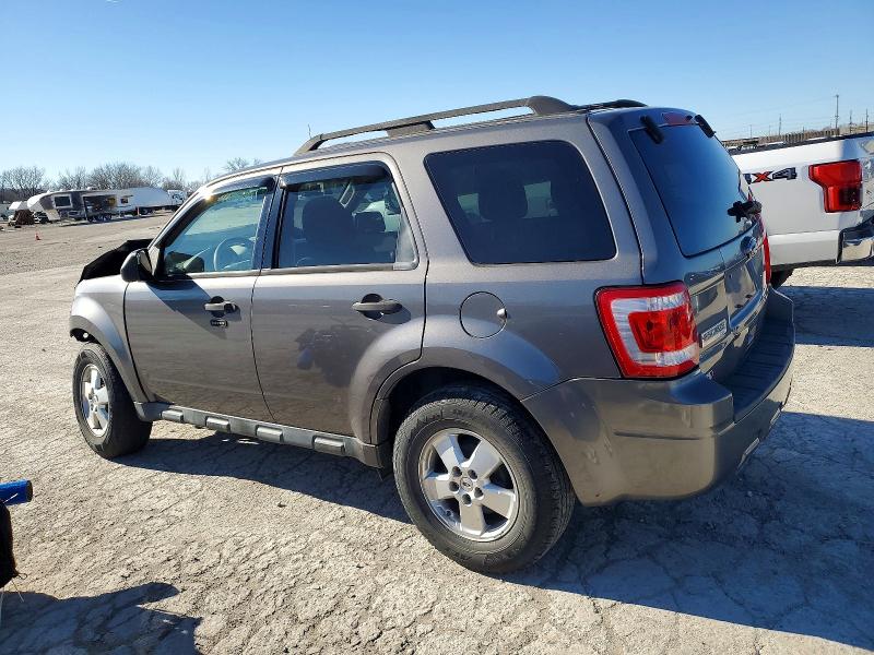 Photo 2 from auction – 2011 FORD ESCAPE XLT with VIN 1FMCU9D72BKA68817