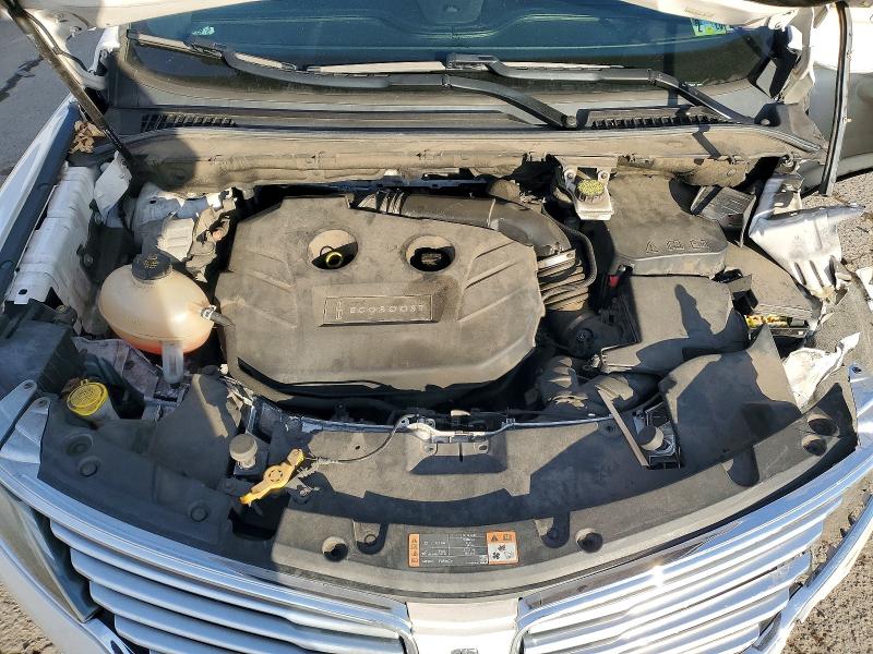 Photo 12 from auction – 2017 LINCOLN MKC RESERV with VIN 5LMCJ3D97HUL30851
