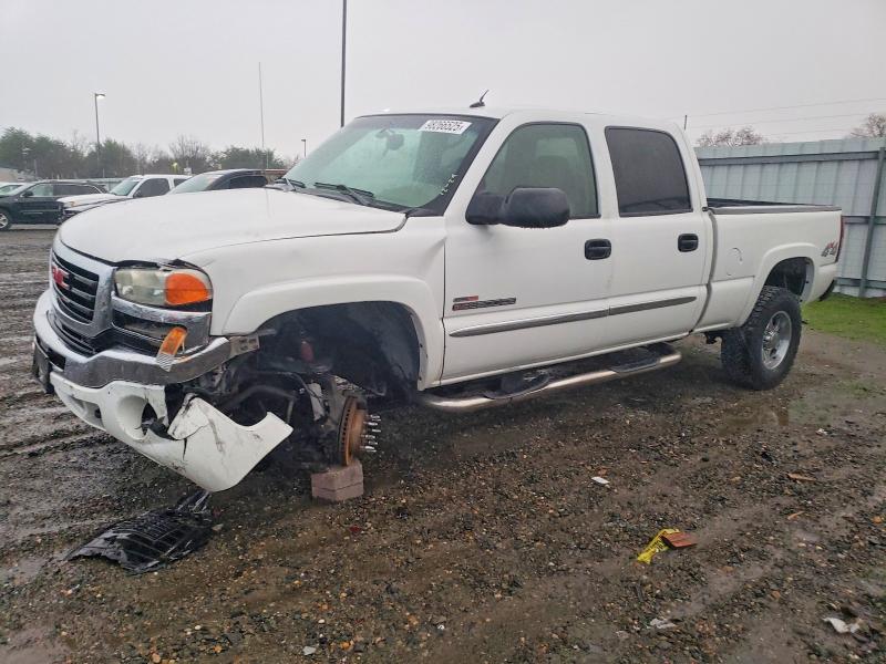 GMC SIERRA 2004 con VIN 1GTHK23134F120391 - Foto de la subasta
