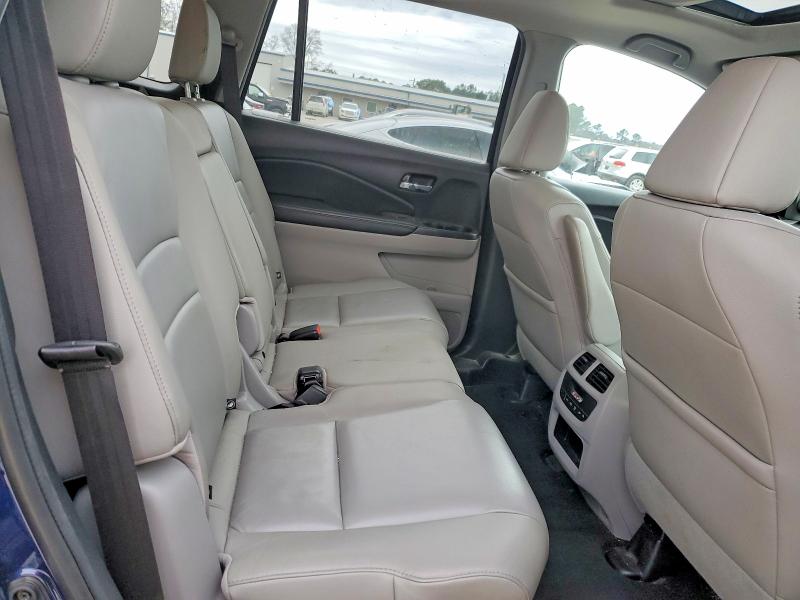Photo 11 from auction – 2016 HONDA PILOT with VIN 5FNYF5H54GB001503