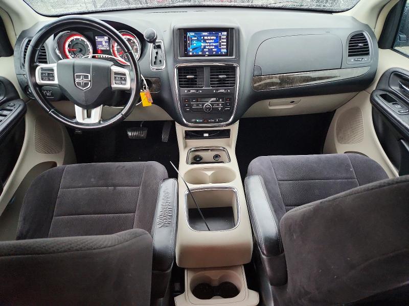 Photo 8 from auction – 2011 DODGE GRAND CARA with VIN 2D4RN5DG7BR647861
