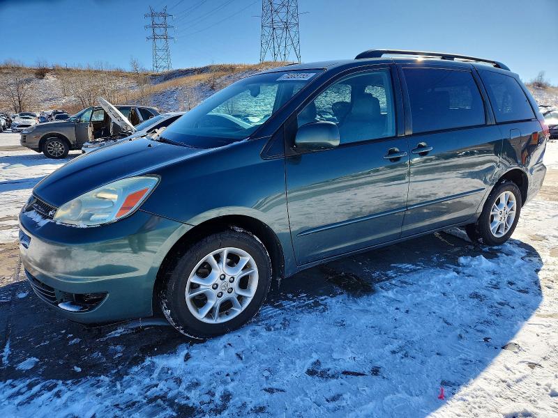 TOYOTA SIENNA XLE 2004 with VIN 5TDBA22C14S025713 - Photo from auction