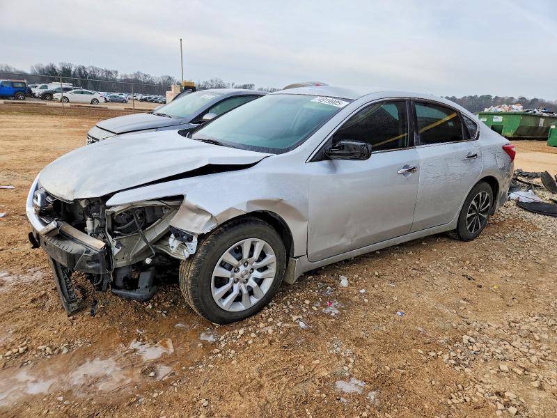 Photo 1 from auction – 2017 NISSAN ALTIMA with VIN 1N4AL3AP4HC173481