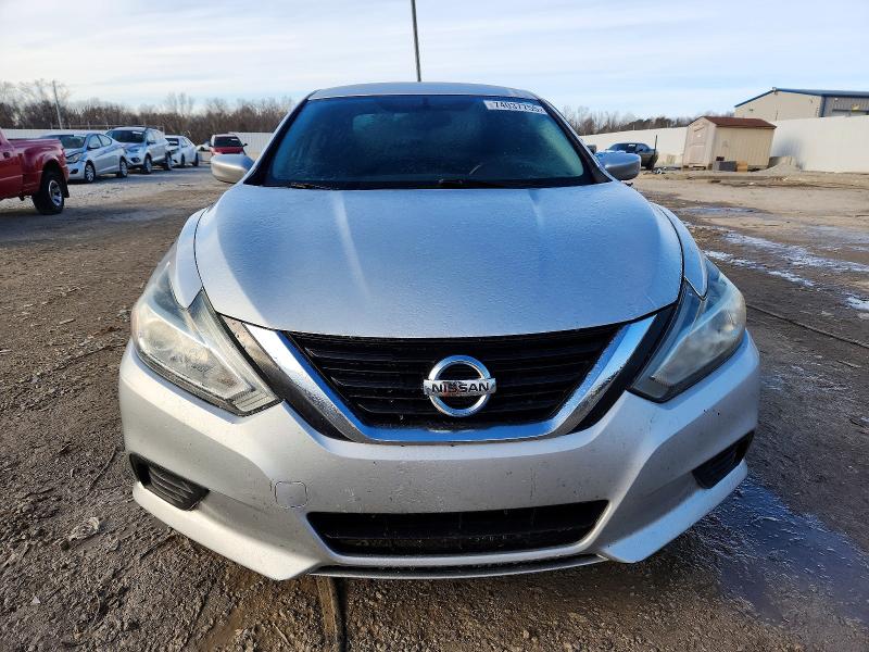 صورة رقم 5 من المزاد - 2018 NISS ALTIMA مع VIN 1N4AL3AP1JC122493