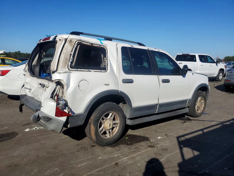 Photo 3 from auction – 2003 FORD EXPLORER X with VIN 1FMZU63K73UA30276