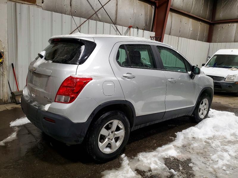 Photo 3 from auction – 2016 CHEVROLET TRAX LS with VIN KL7CJNSB2GB654774