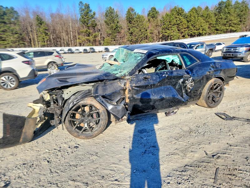 DODGE CHALLENGER 2022 with VIN 2C3CDZFJ7NH175570 - Photo from auction