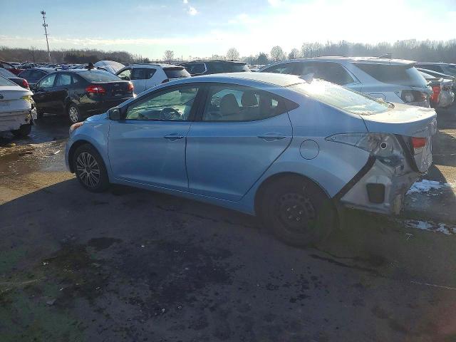 Photo 2 from auction – 2012 HYUNDAI ELANTRA GL with VIN KMHDH4AE7CU348916