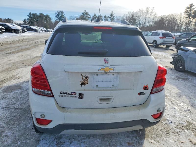 Photo 6 from auction – 2019 CHEVROLET TRAX 1LT with VIN 3GNCJPSB8KL196221