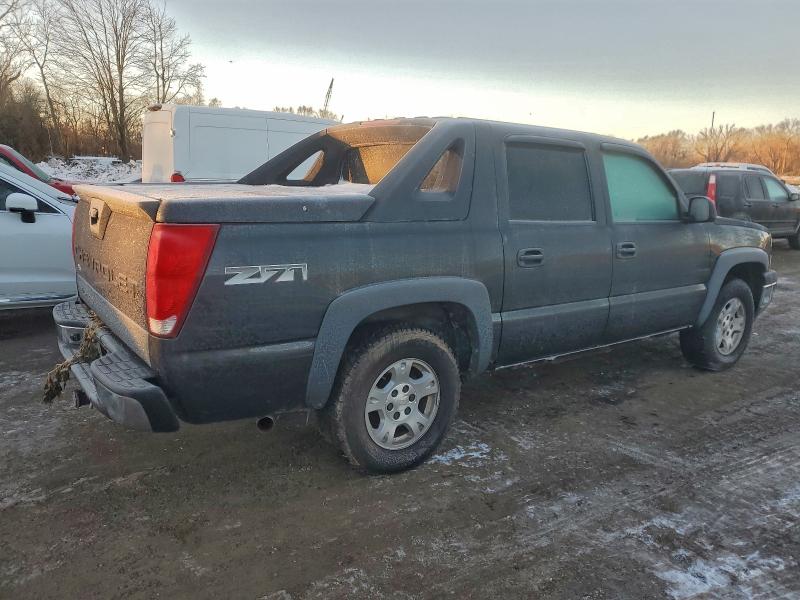Photo 3 from auction – 2005 CHEVROLET AVALANCHE with VIN 3GNEK12Z95G281632