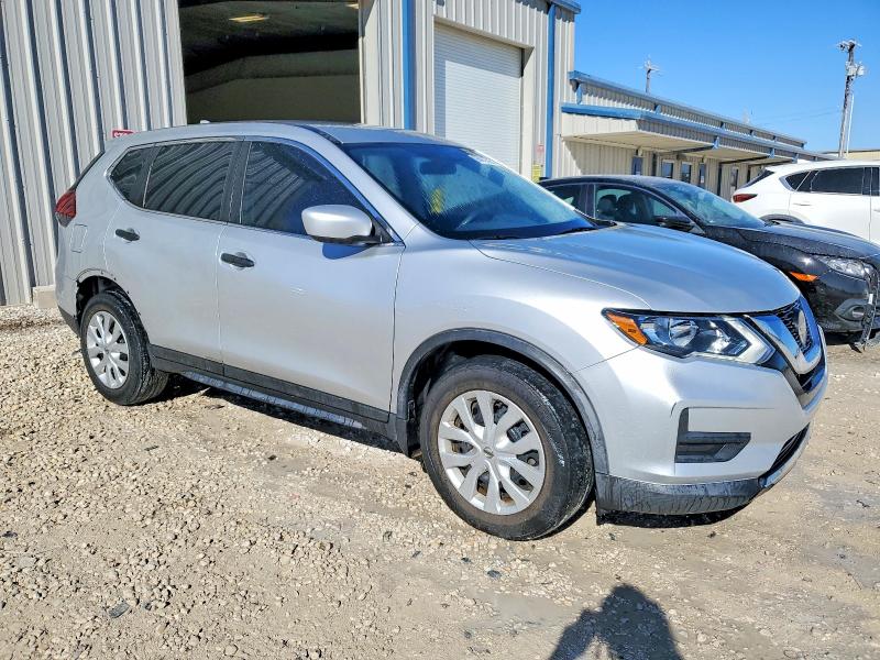 Photo 4 from auction – 2018 NISSAN ROGUE S with VIN KNMAT2MT7JP601894