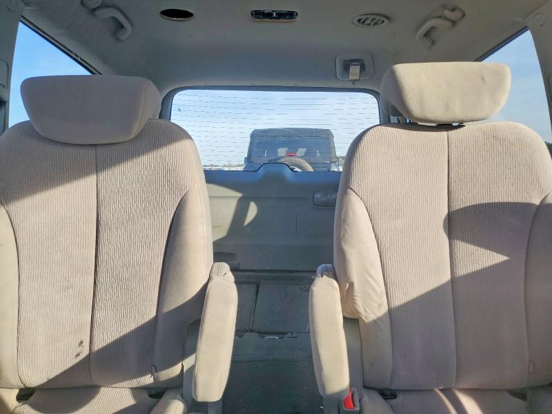 Photo 10 from auction – 2009 KIA SEDONA with VIN KNDMB233696296505