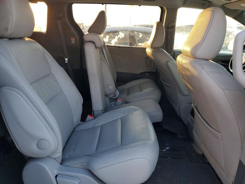 Photo 11 from auction – 2015 TOYOTA SIENNA XLE with VIN 5TDYK3DC2FS601242