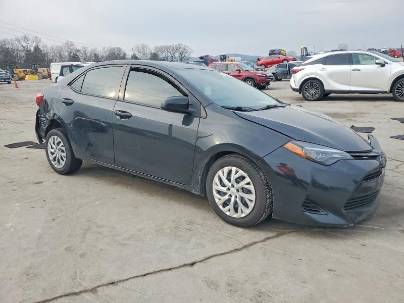 Photo 4 from auction – 2017 TOYOTA COROLLA with VIN 2T1BURHE5HC879031