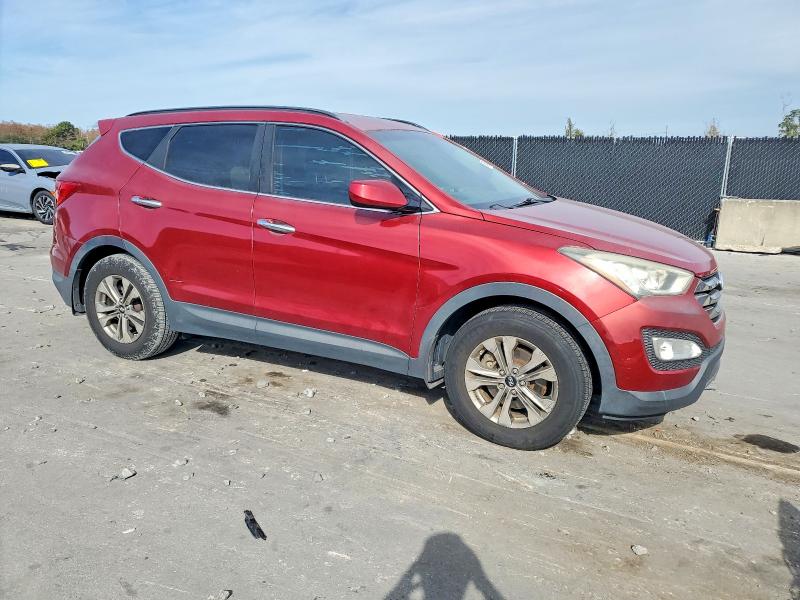 Foto 4 de la subasta – 2016 HYUNDAI SANTA FE S con VIN 5XYZU3LB8GG366299