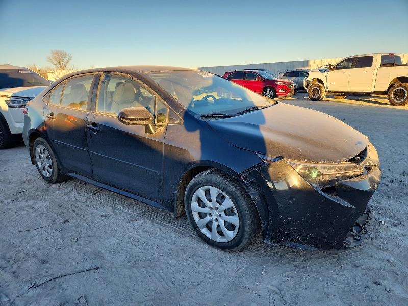 Photo 4 from auction – 2022 TOYOTA COROLLA LE with VIN JTDEPMAE0NJ214314