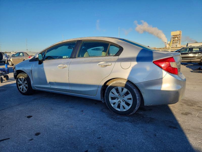 Photo 2 from auction – 2012 HONDA CIVIC with VIN 2HGFB2F55CH323478