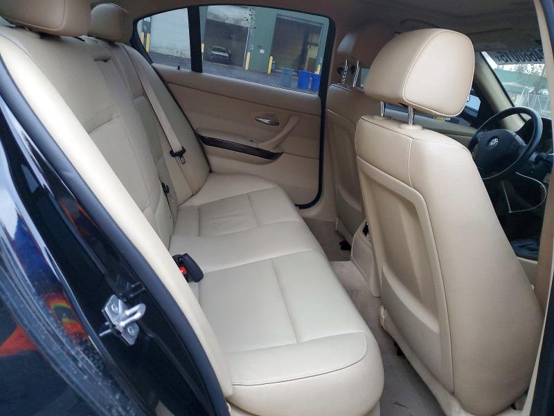 Photo 10 from auction – 2011 BMW 328 I with VIN WBAPH7C54BE681094
