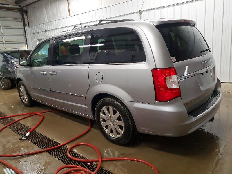 Photo 2 from auction – 2016 CHRYSLER TOWN & COU with VIN 2C4RC1BG5GR287852