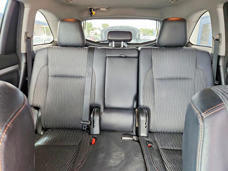 Photo 10 from auction – 2018 TOYOTA HIGHLANDER with VIN 5TDZZRFH4JS258860
