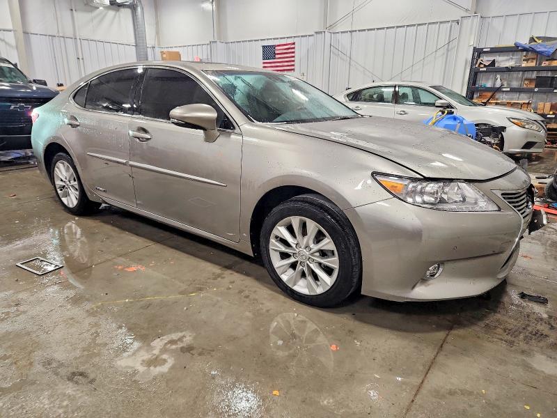 Photo 4 from auction – 2015 LEXUS ES with VIN JTHBW1GG6F2081081