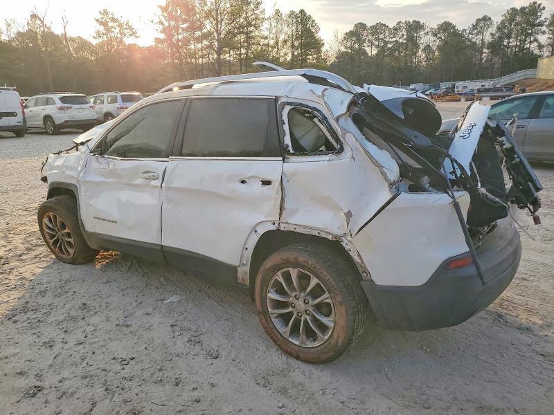 Photo 2 from auction – 2019 JEEP CHEROKEE L with VIN 1C4PJLLB3KD109624