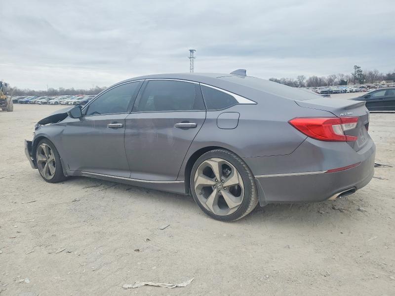 Photo 2 from auction – 2018 HONDA ACCORD with VIN 1HGCV2F91JA026085