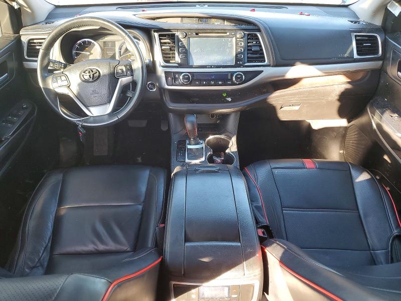 صورة رقم 8 من المزاد - 2015 TOYOTA HIGHLANDER مع VIN 5TDKKRFH8FS072347