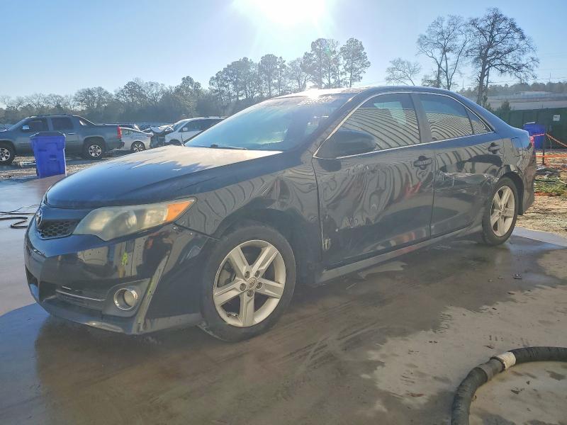 TOYOTA CAMRY L 2014 with VIN 4T1BF1FK8EU784560 - Photo from auction