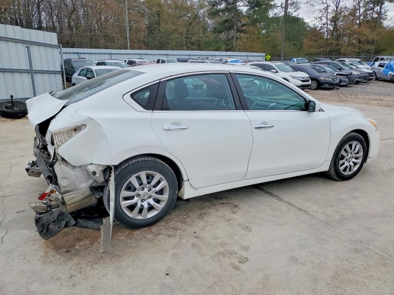 Photo 3 from auction – 2015 NISSAN ALTIMA 2.5 with VIN 1N4AL3AP5FC252378