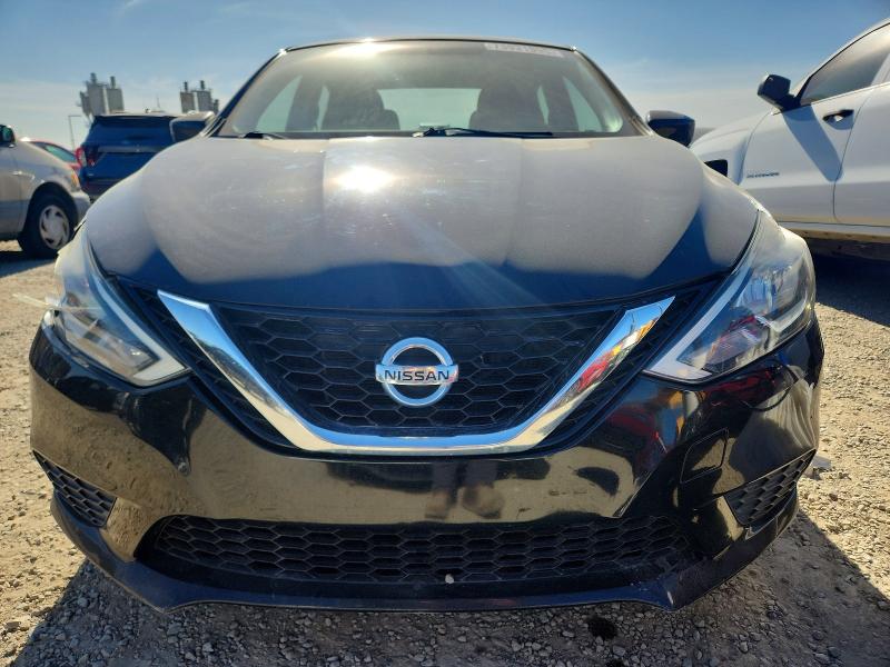 Photo 5 from auction – 2017 NISSAN SENTRA S with VIN 3N1AB7AP2HY402464