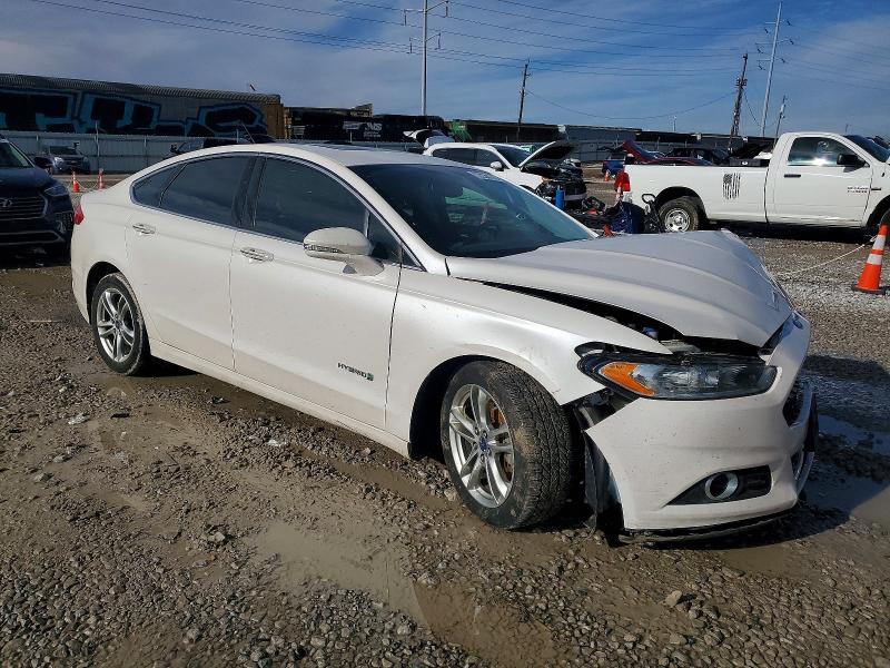 Photo 4 from auction – 2016 FORD FUSION TIT with VIN 3FA6P0RU7GR231845