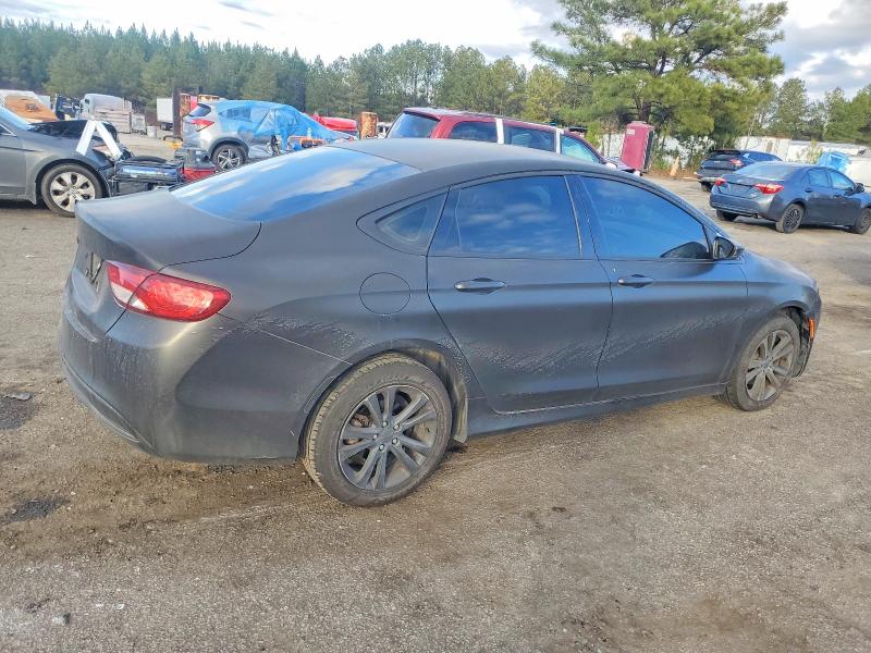 Photo 3 from auction – 2015 CHRYSLER 200 with VIN 1C3CCCAB2FN648364