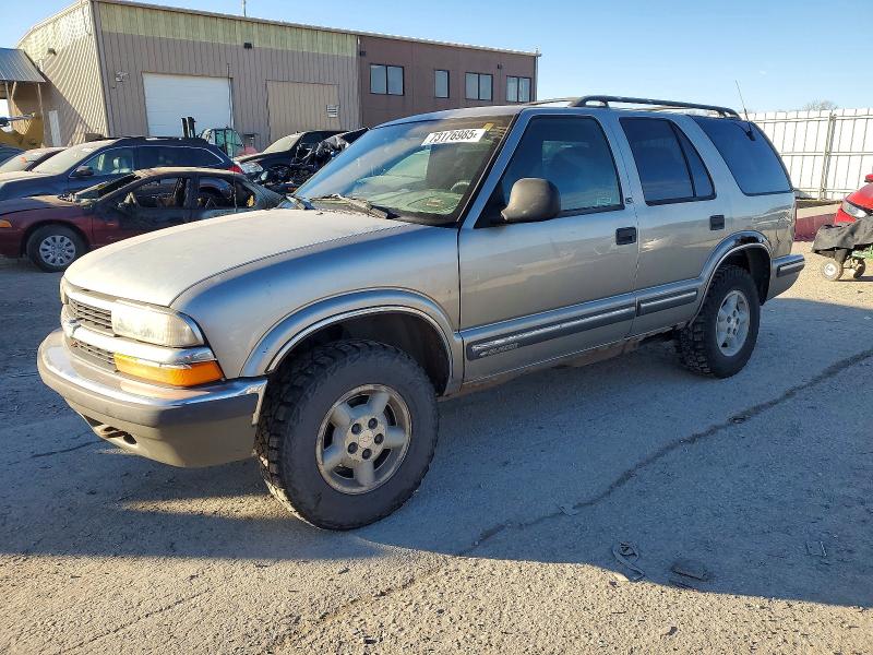 Photo 1 from auction – 1998 CHEVROLET BLAZER with VIN 1GNDT13W1W2287755