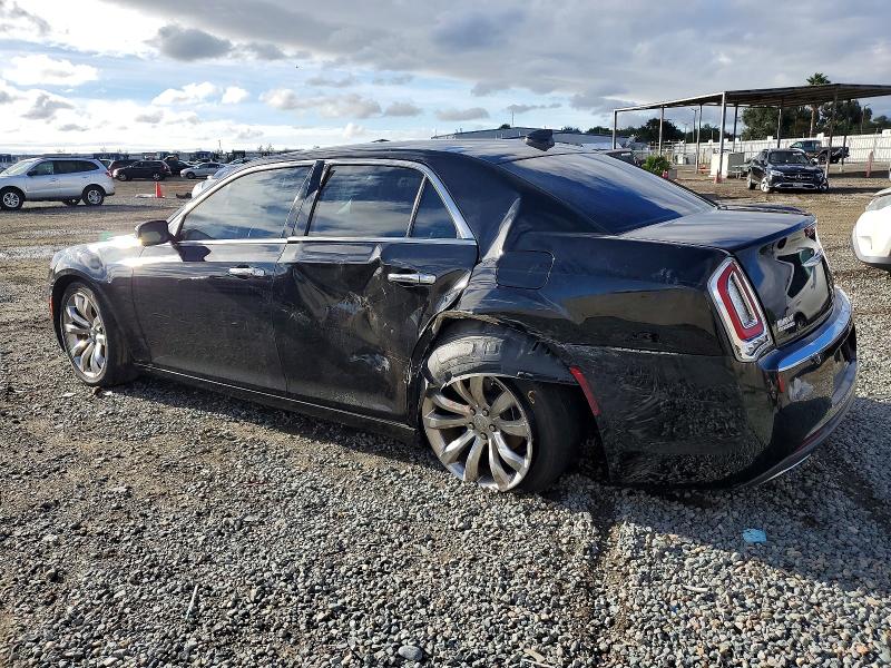 Photo 2 from auction – 2018 CHRYSLER 300 LIMITE with VIN 2C3CCAEG8JH148494