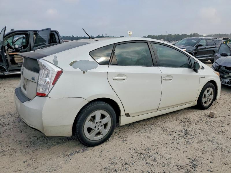 Photo 3 from auction – 2010 TOYOTA PRIUS with VIN JTDKN3DU8A0161884