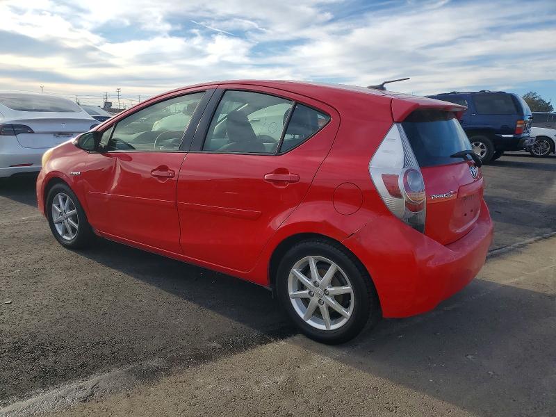 Photo 2 from auction – 2012 TOYOTA PRIUS C with VIN JTDKDTB37C1024512