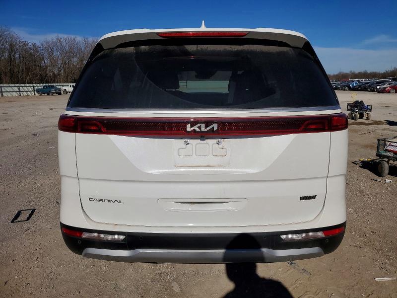 Photo 6 from auction – 2024 KIA CARNIVAL with VIN KNDNB4H32R6433352
