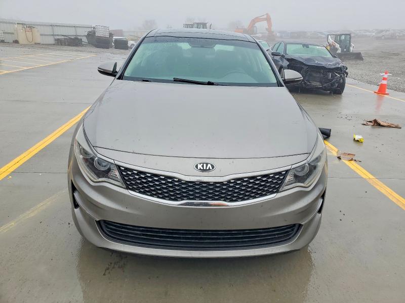 Photo 5 from auction – 2016 KIA OPTIMA with VIN 5XXGU4L3XGG115004