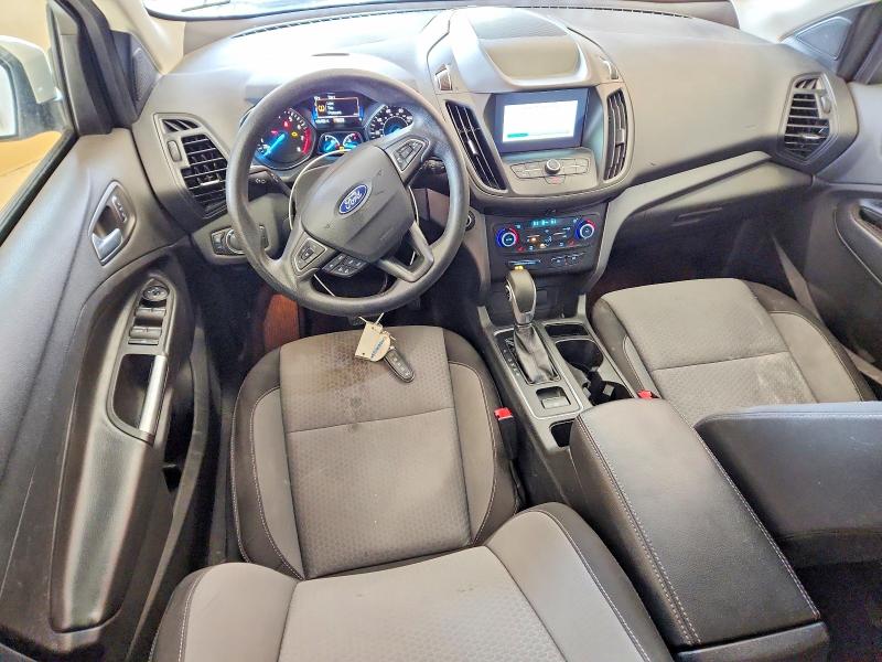 Photo 8 from auction – 2019 FORD ESCAPE SE with VIN 1FMCU9GDXKUB65690