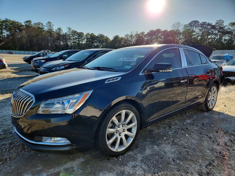 BUICK LACROSSE 2015 with VIN 1G4GD5G33FF186389 - Photo from auction