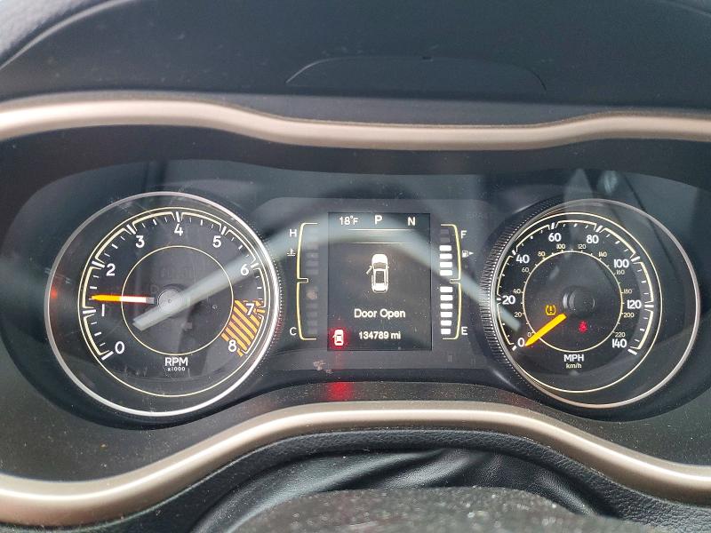 صورة رقم 9 من المزاد - 2015 JEEP CHEROKEE مع VIN 1C4PJMCSXFW555253