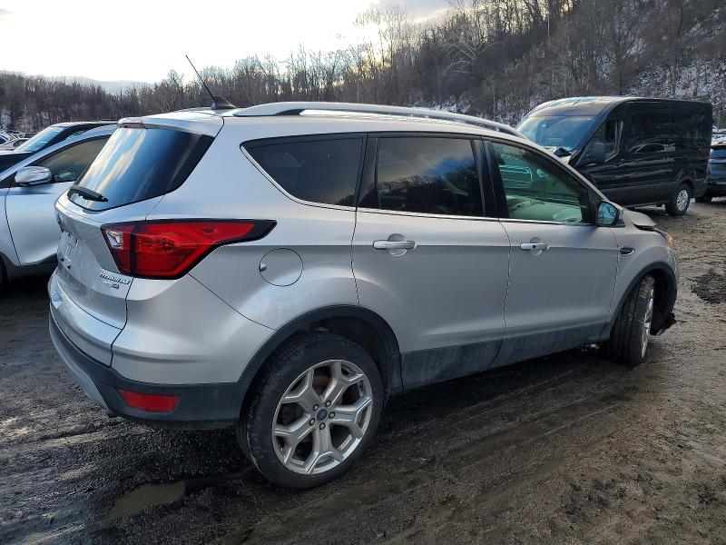 Photo 3 from auction – 2019 FORD ESCAPE TIT with VIN 1FMCU9J94KUA48952