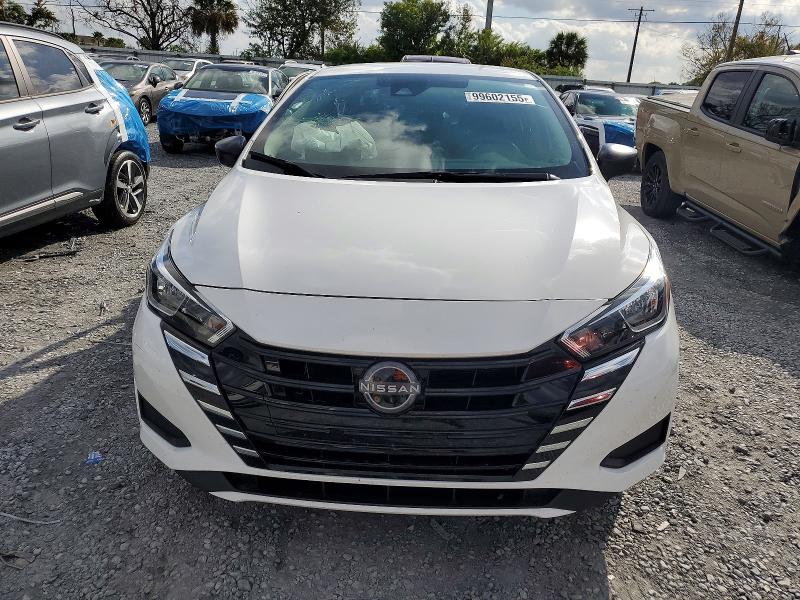 Zdjęcie 5 z aukcji – 2024 NISSAN VERSA z VIN 3N1CN8DV2RL862349